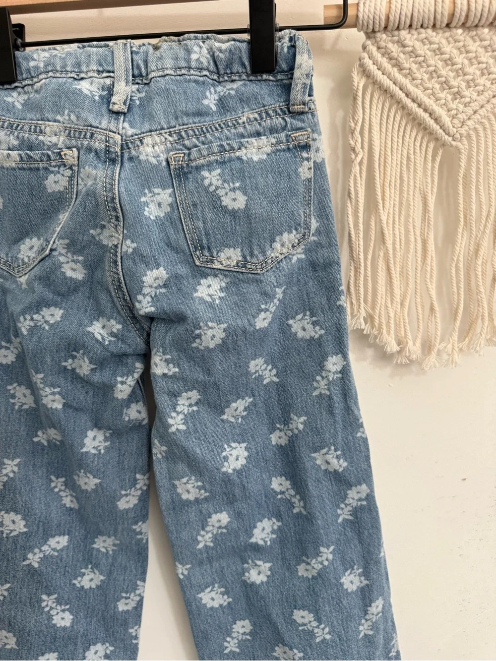 Old Navy - 5T - wide leg floral jeans